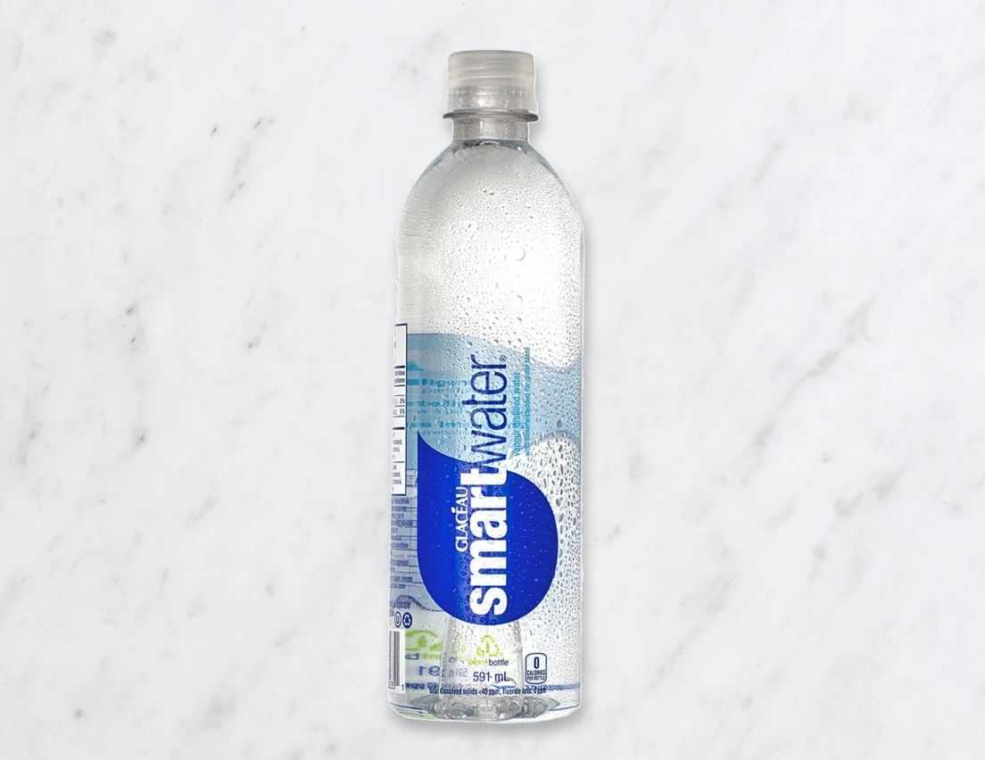 Glacéau smartwater 591mL Bottle
