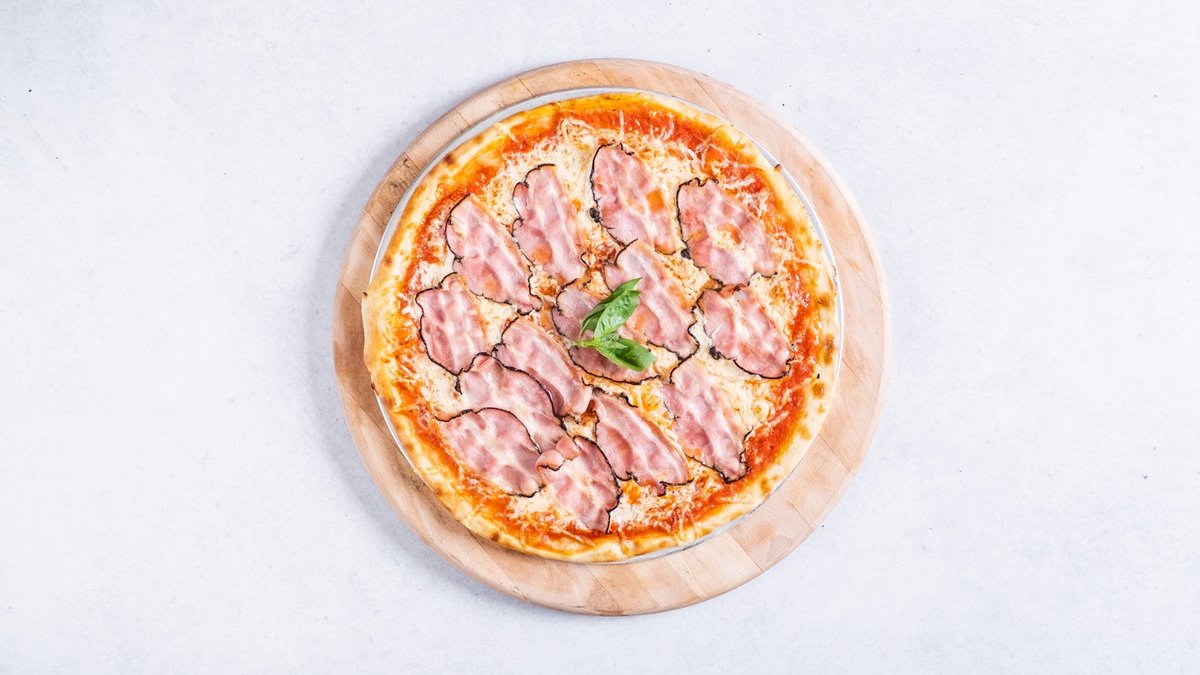 Bacon 32cm
