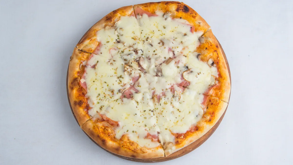 Capricciosa 24cm