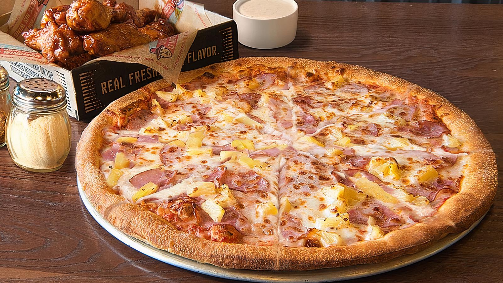 14" LG Pizza and 8 Wings