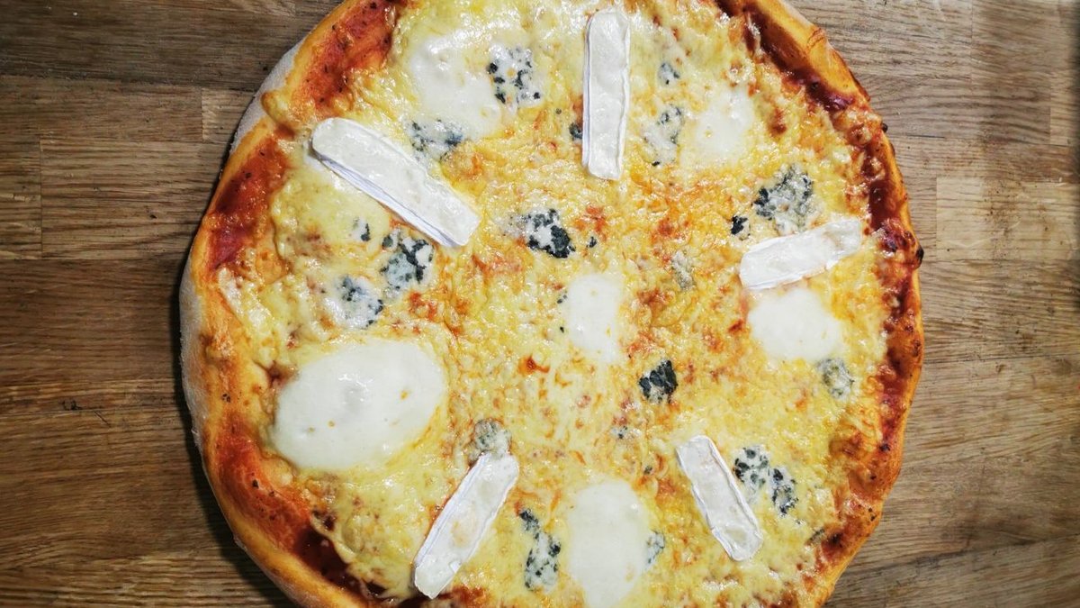 Pizza Quattro Formaggi