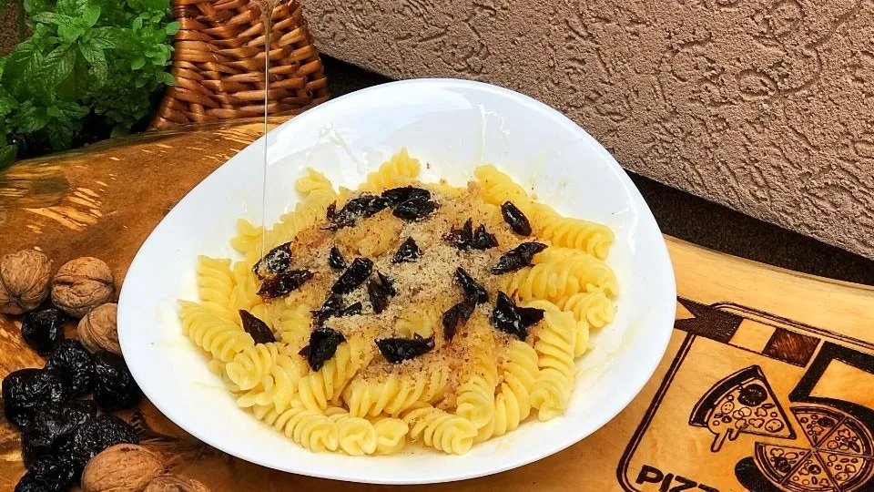 Medena pasta