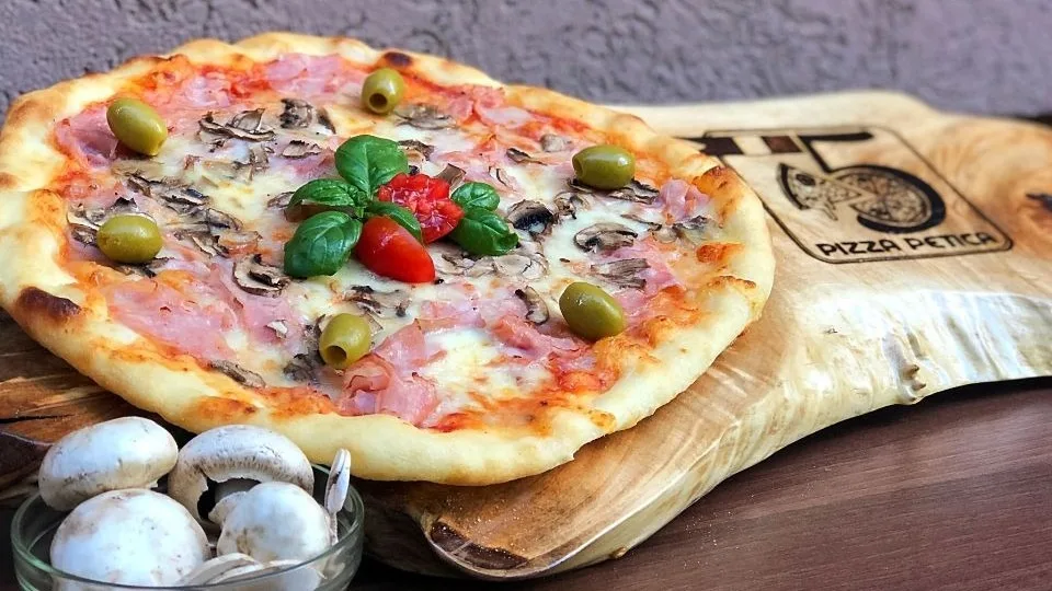 Pizza Capricciosa 50cm