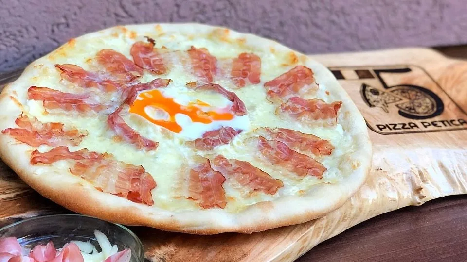 Pizza carbonara 32cm