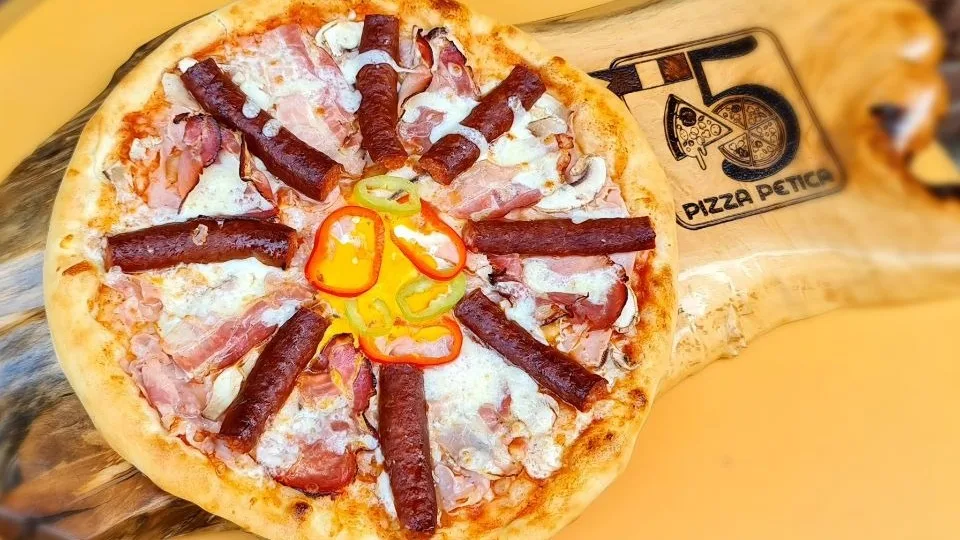 Pizza petica+kobasica 42cm