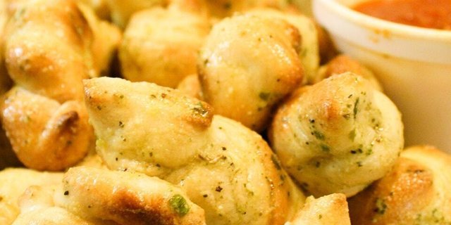 Garlic Knots