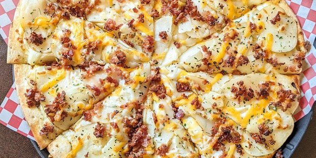 Spud-o-licious Pizza