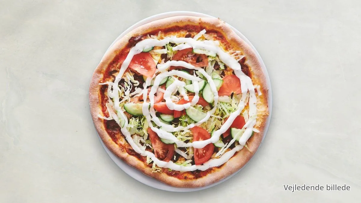 12. Falafel Pizza (V)