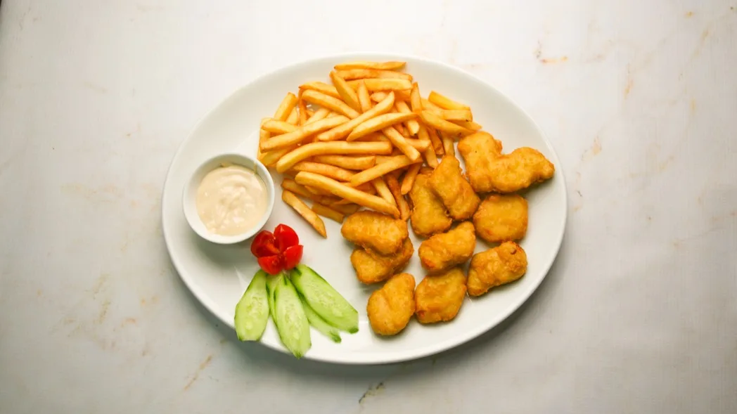 Chicken Nuggets and Chips