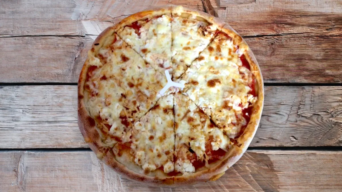Négysajt pizza