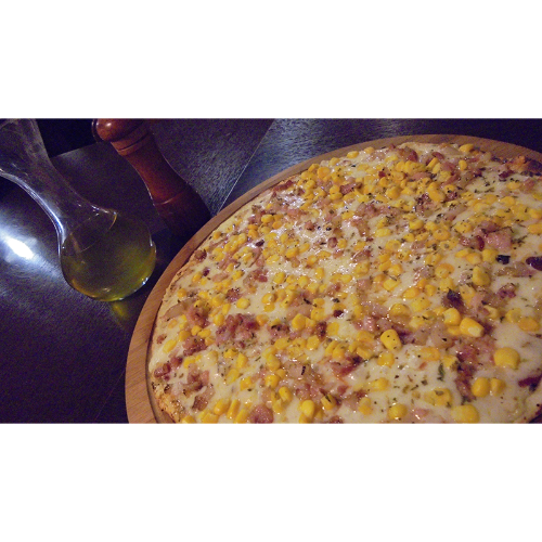 Pizza de Bacon com Milho