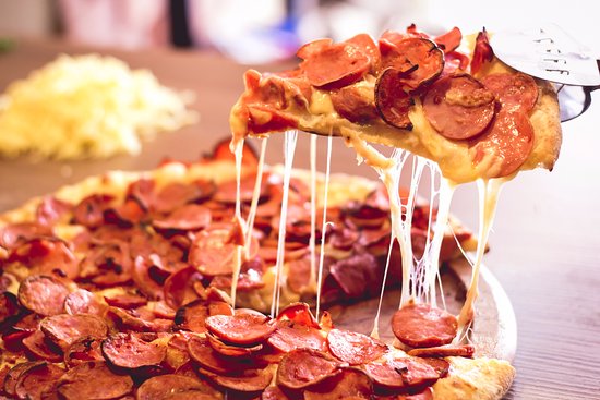 Pizza de Calabresa