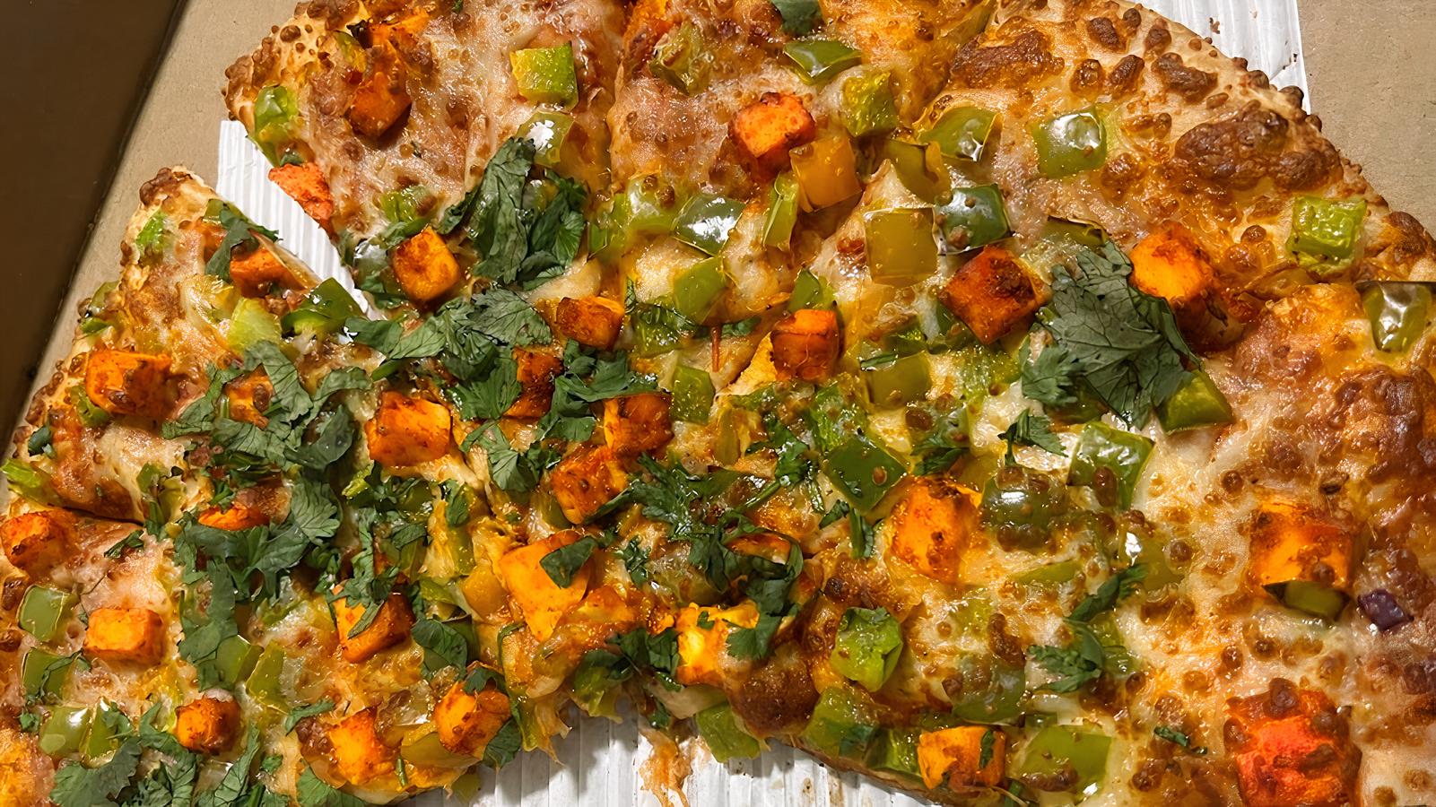 Tandoori Chicken Pizza