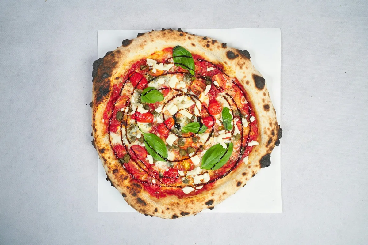 Pizza Caprese