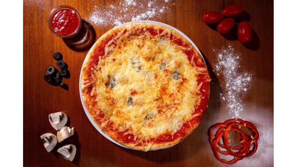 Pizza regina