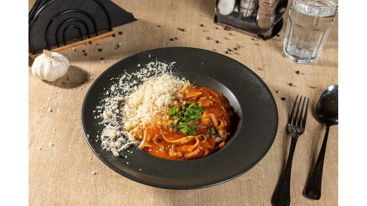 Paste panna, prosciuto e funghi