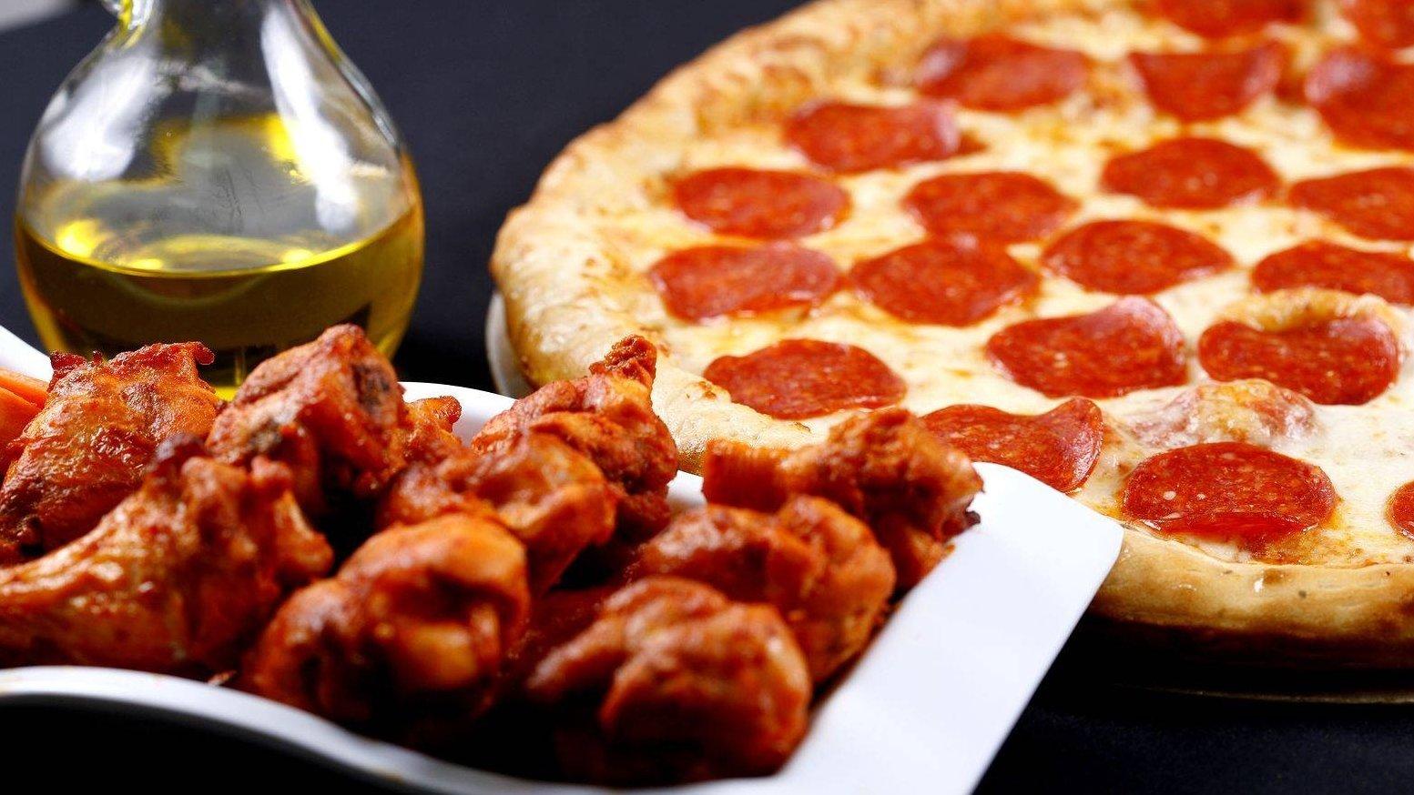 XL Pizza and Wings Combo!