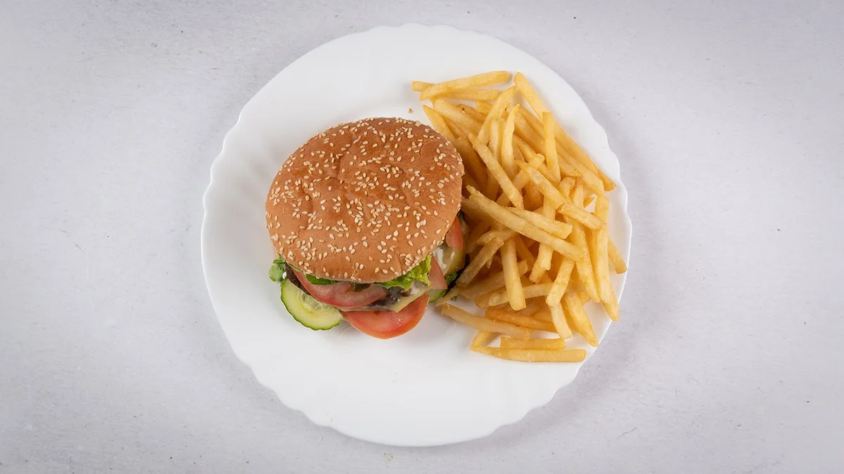 Burger se smaženým sýrem