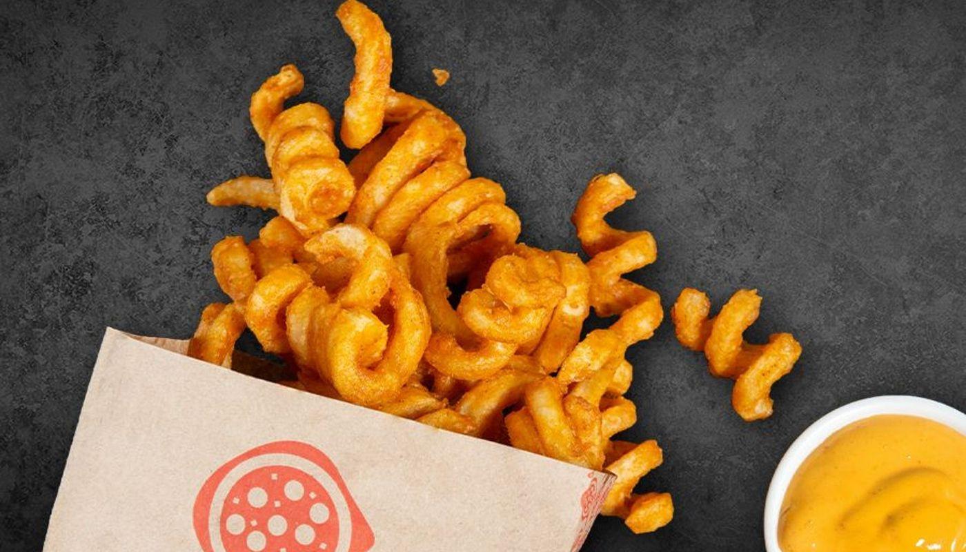 Frites en Queue de Cochon Épicées /  Curly Spicy Fries