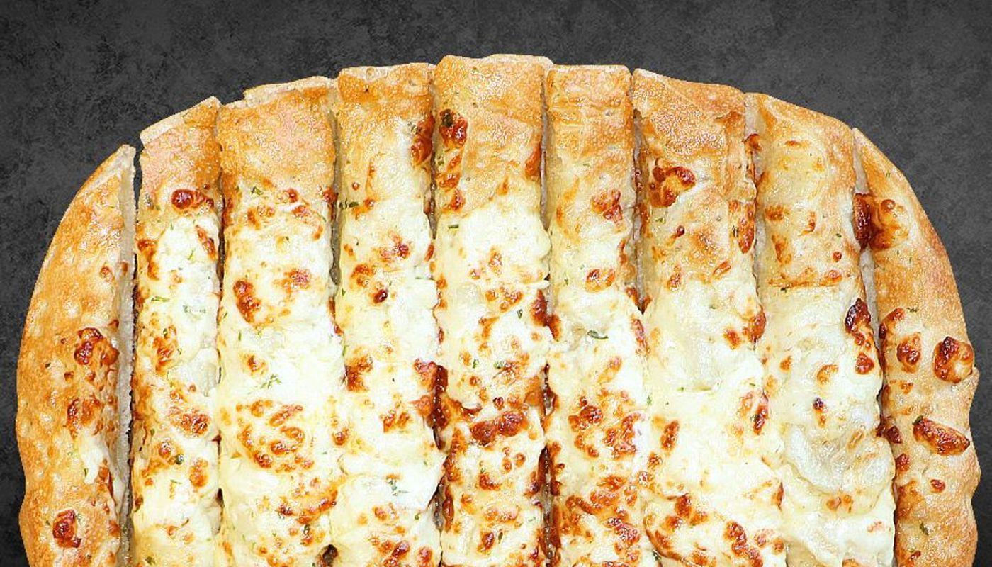 Pain à l'Ail Gratiné / Cheesy Garlic Bread