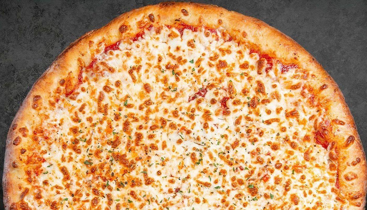 Pizza Fromage et Fines Herbes / Cheese and Herbs Pizza