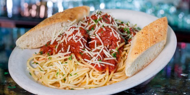 Schpaghetti and Meatballs