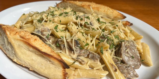 Steak Strip Alfredo