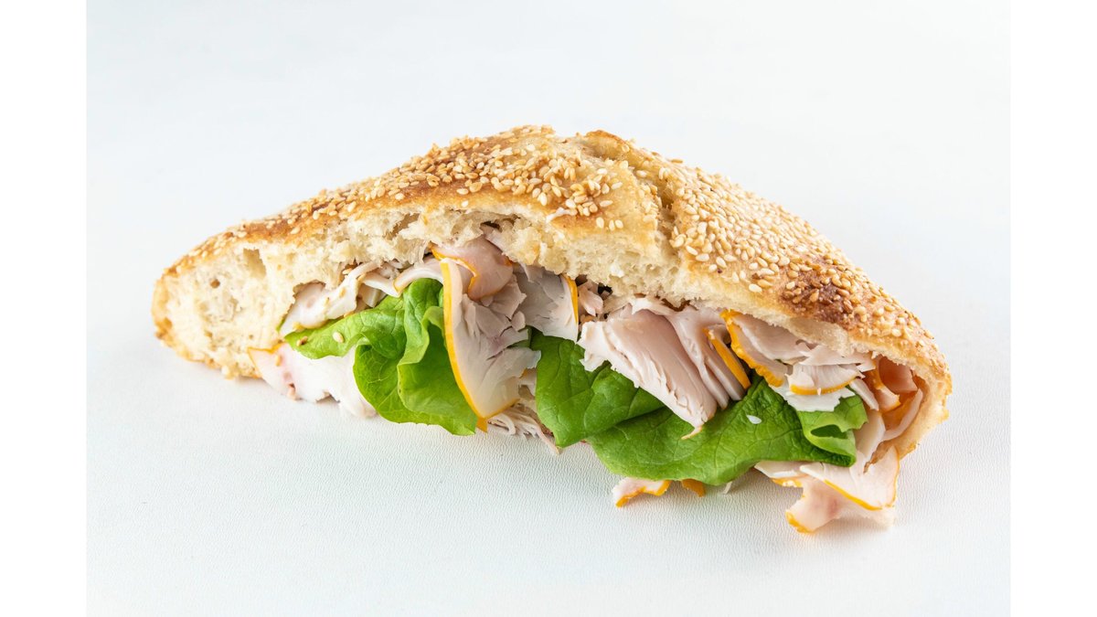 Chifla Pollo Pastrami