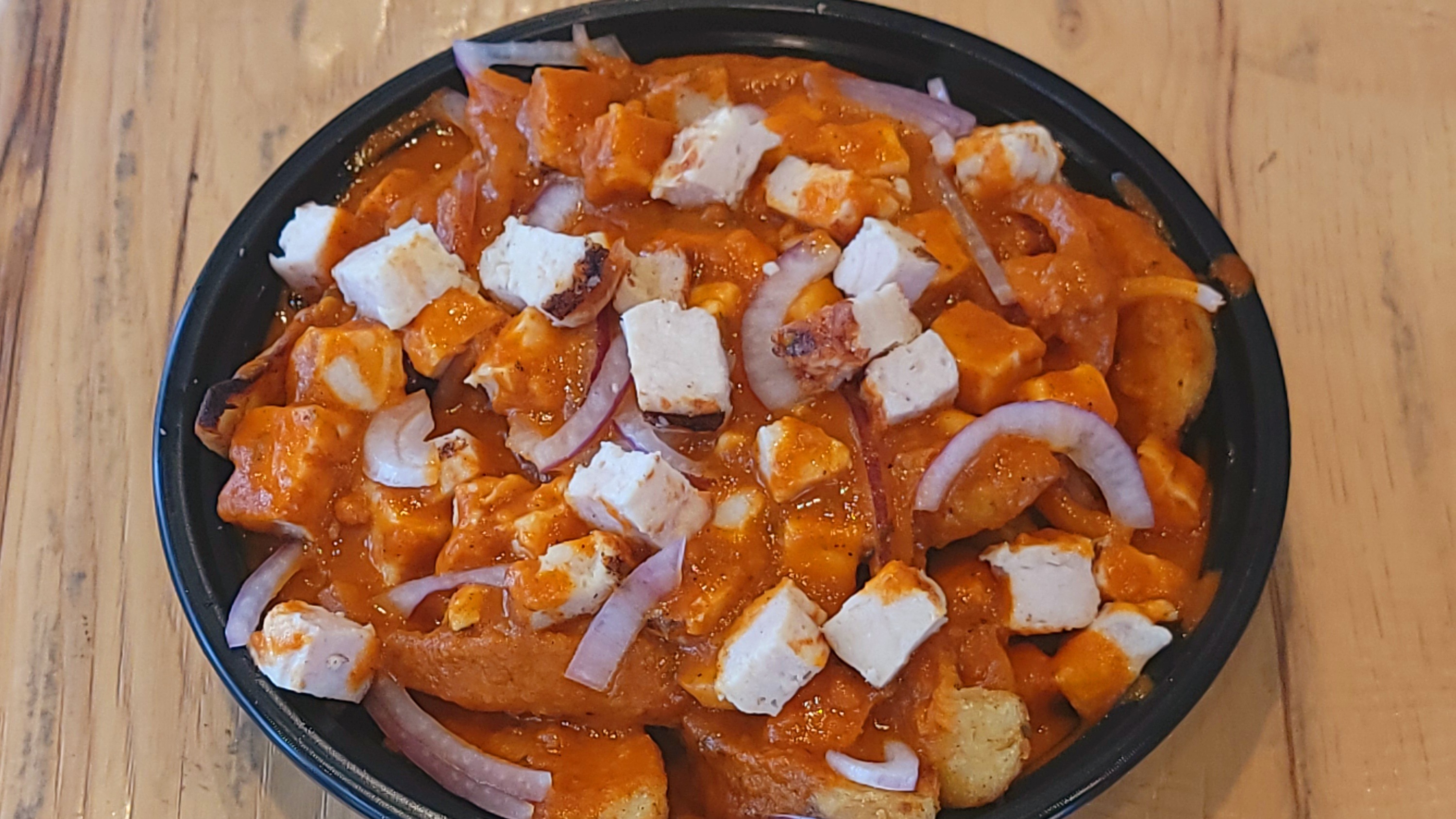 Butter Chicken Poutine