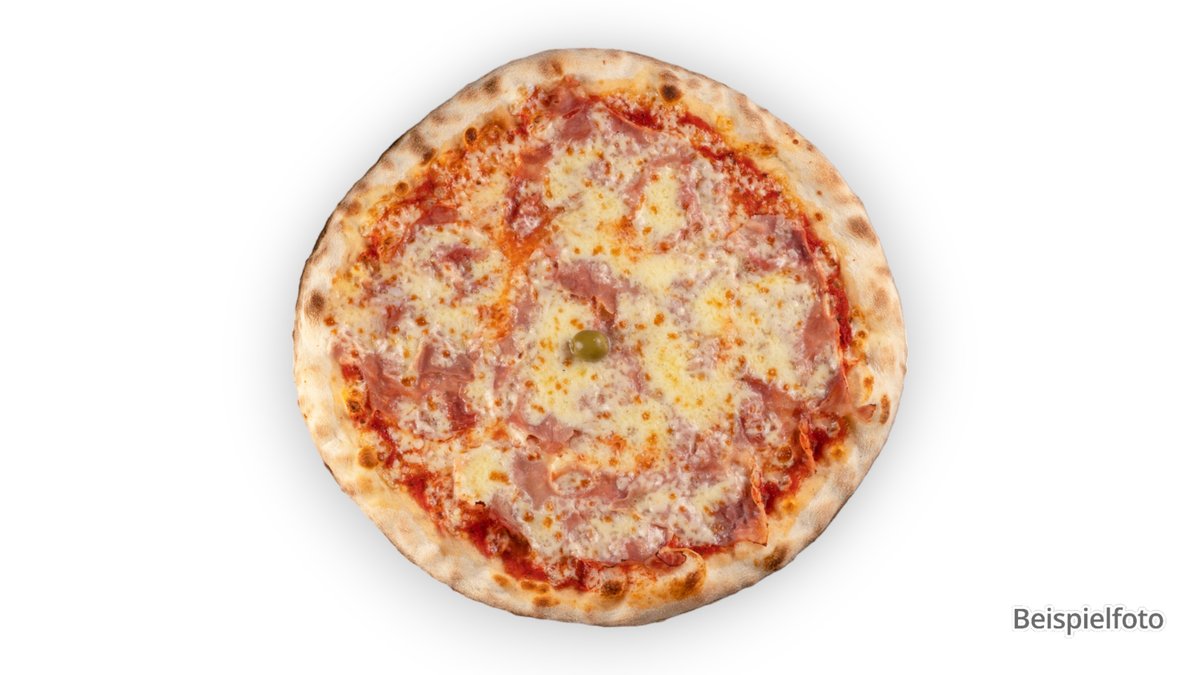 16. Pizza Vesuvio