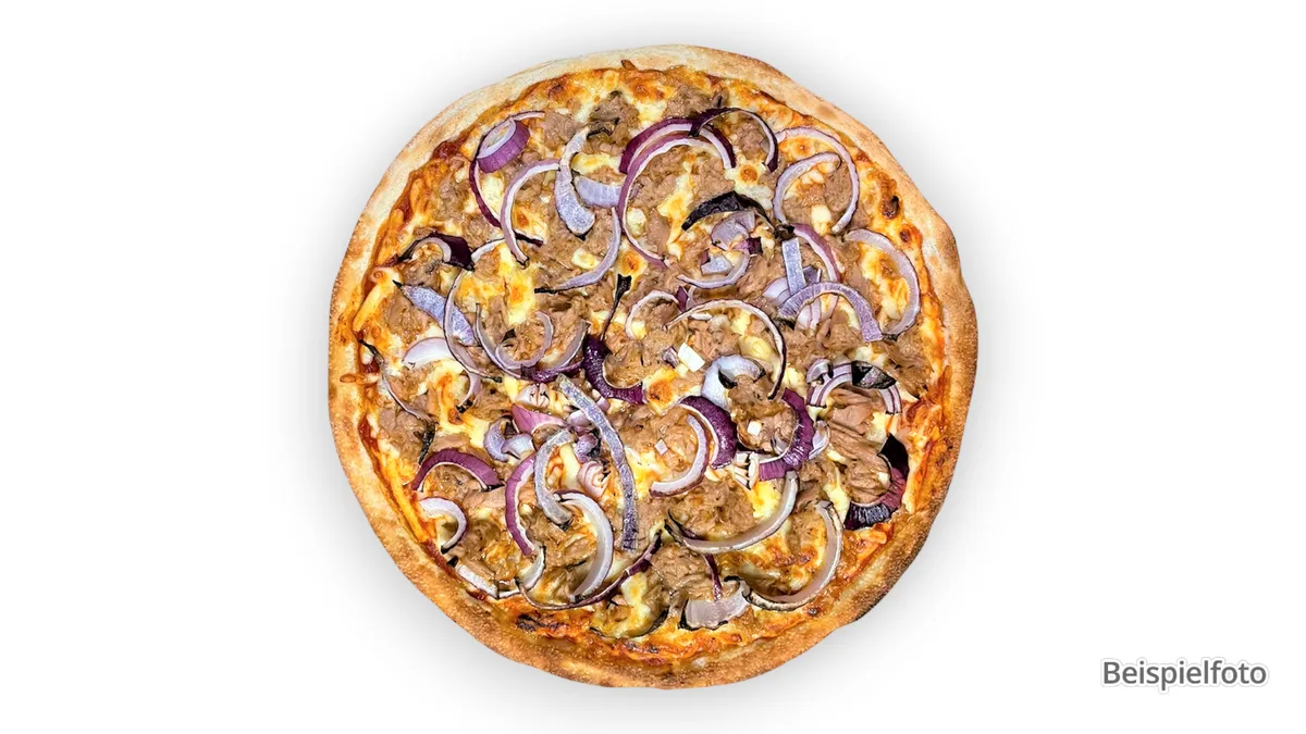 23. Pizza Tonno
