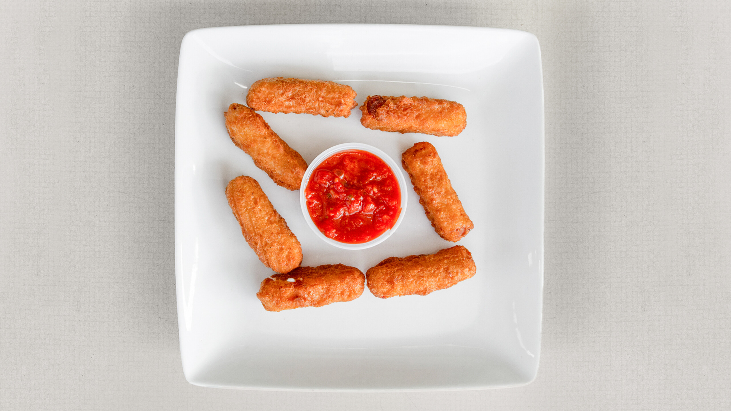 Mozzarella Sticks (7)