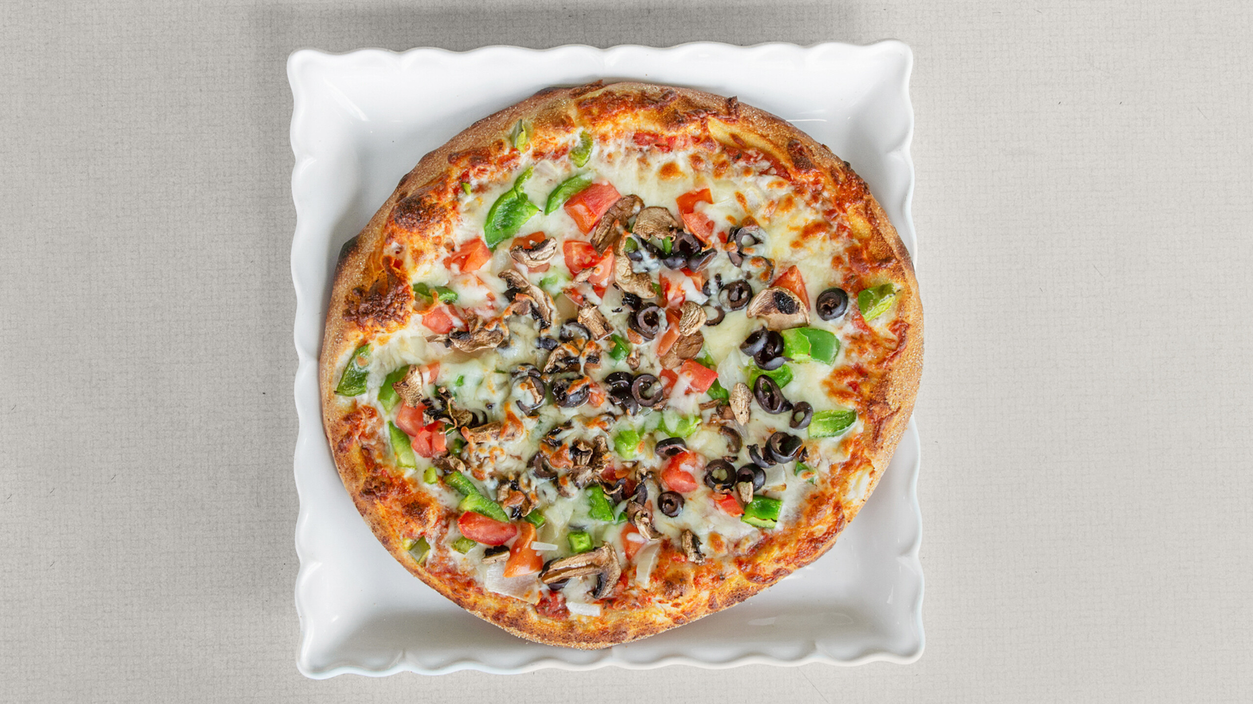 Veggie Pizza (Large 14")