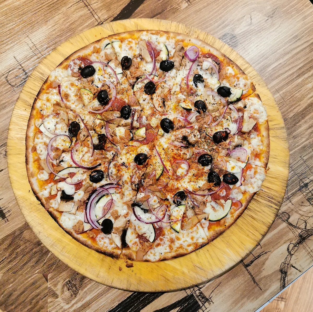 NEU Pizza Speciale Tonno