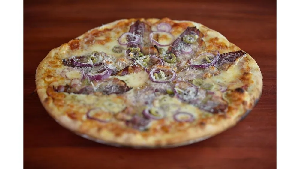 Bacon pizza 42cm