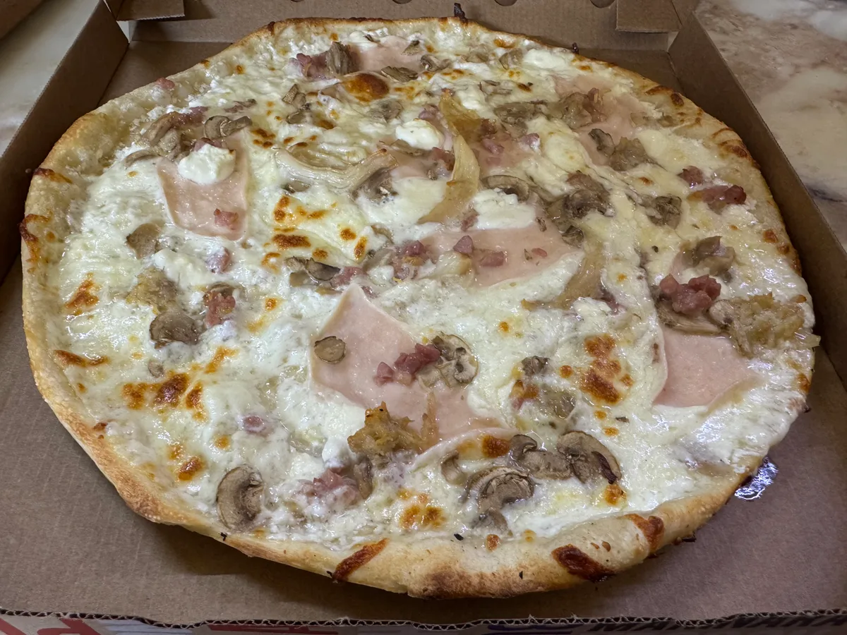 California City pizza 32 cm