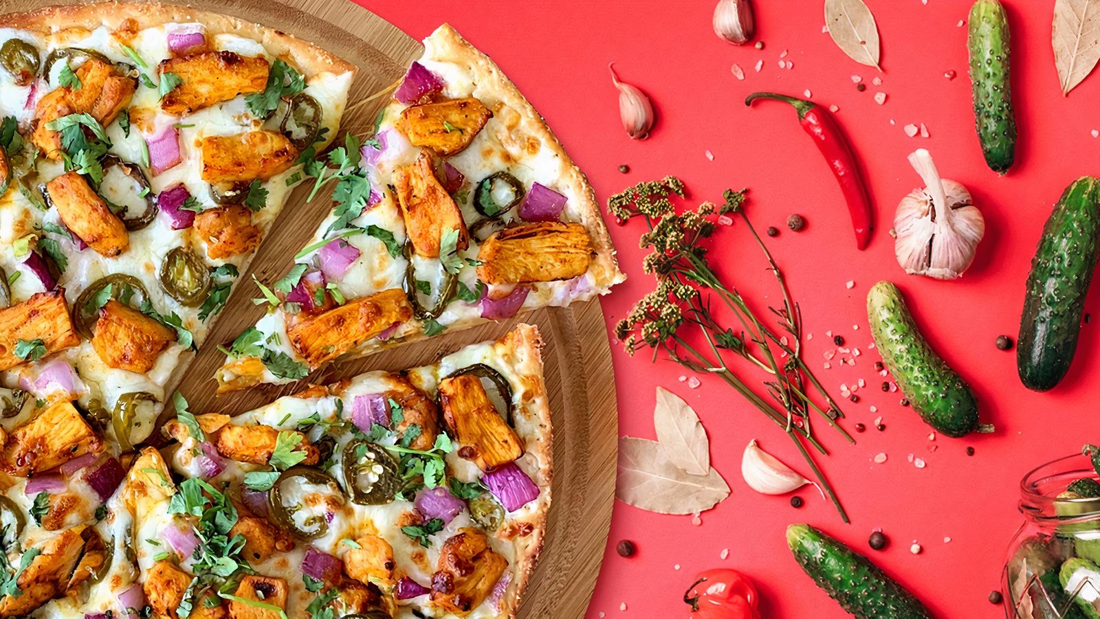 Achari Chicken Pizza Twist