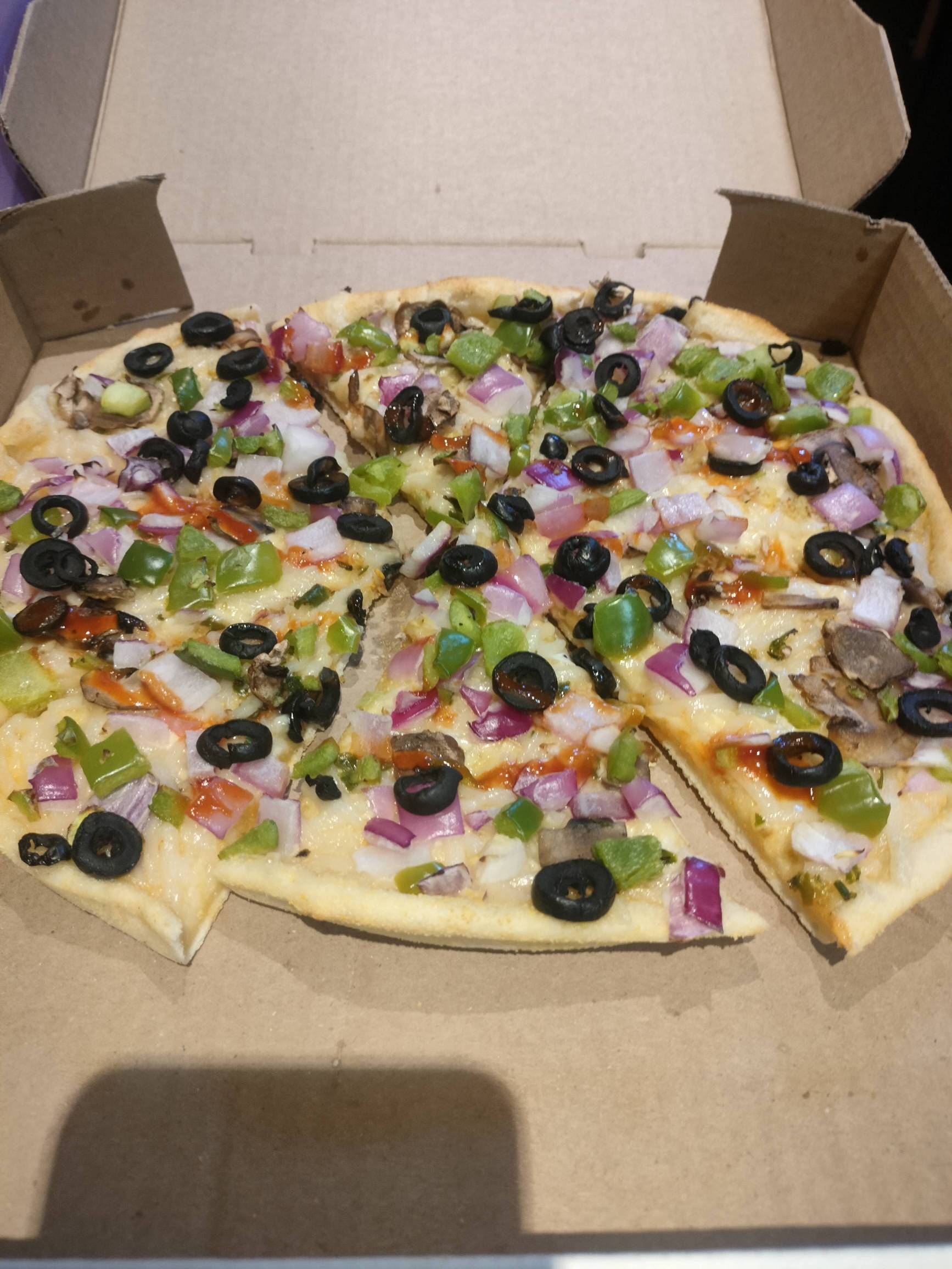 Bombay Garlic Veggie Pizza Twist
