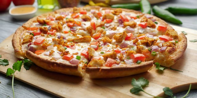 Butter Chicken PizzaTwist