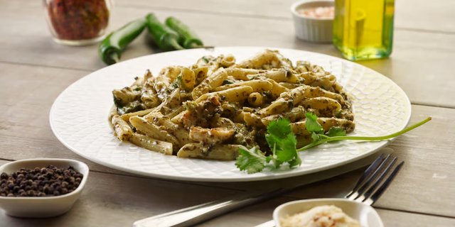Palak (Pesto) Paneer Pasta