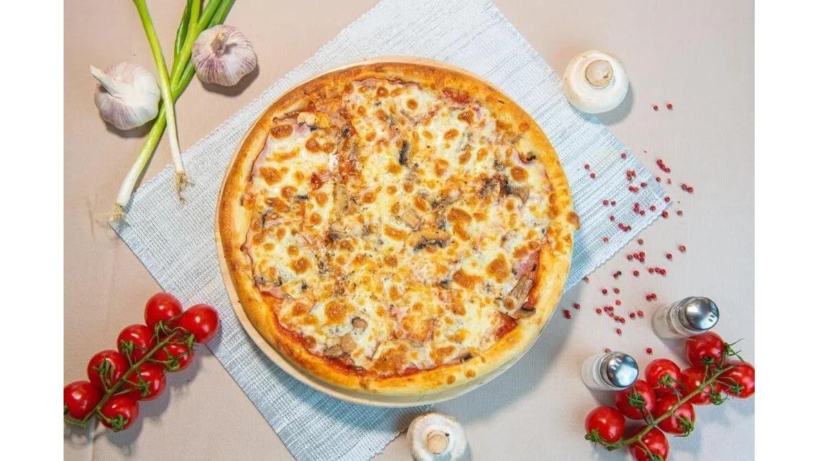 Pizza Parmezan