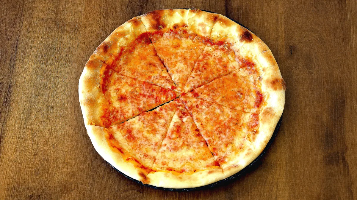 Pizza Margarita velika 50 cm