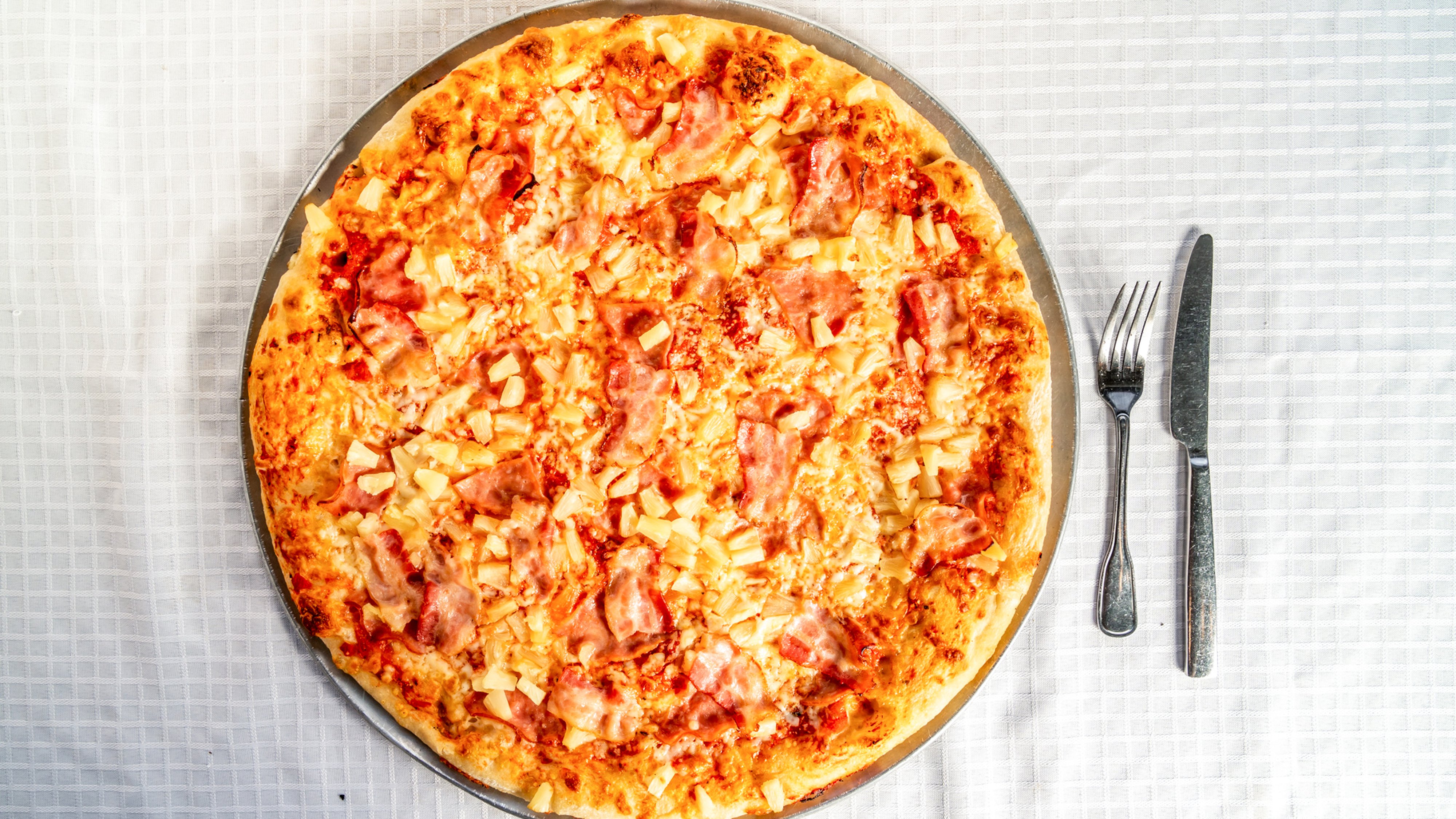 Honolulu Pizza (Party (24 Slices))
