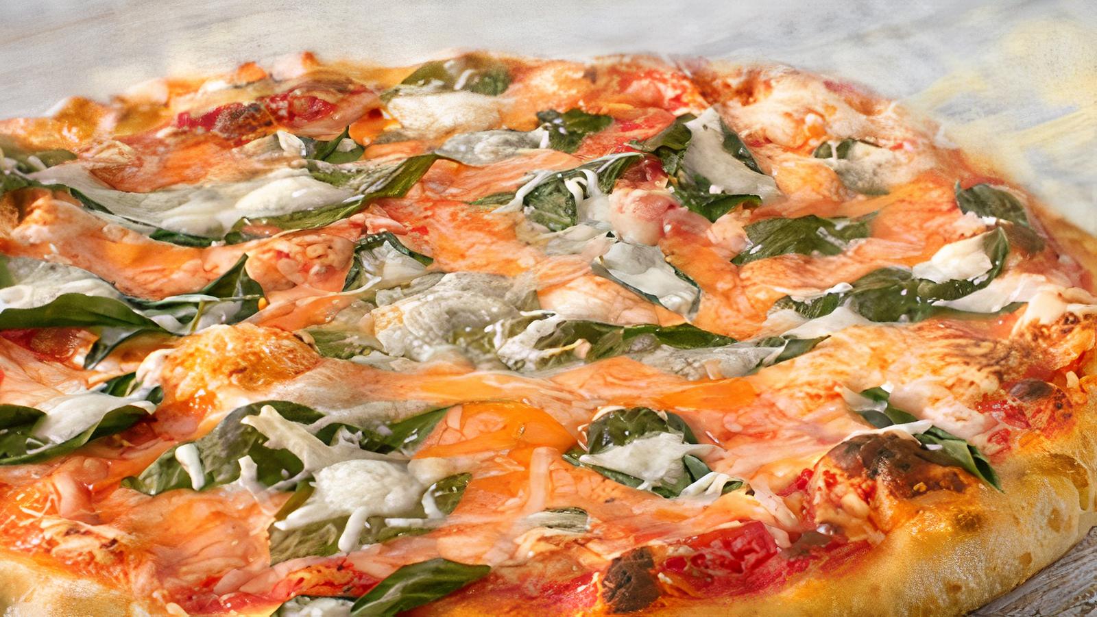 Maggie Pizza (Large (8-10 Slices))