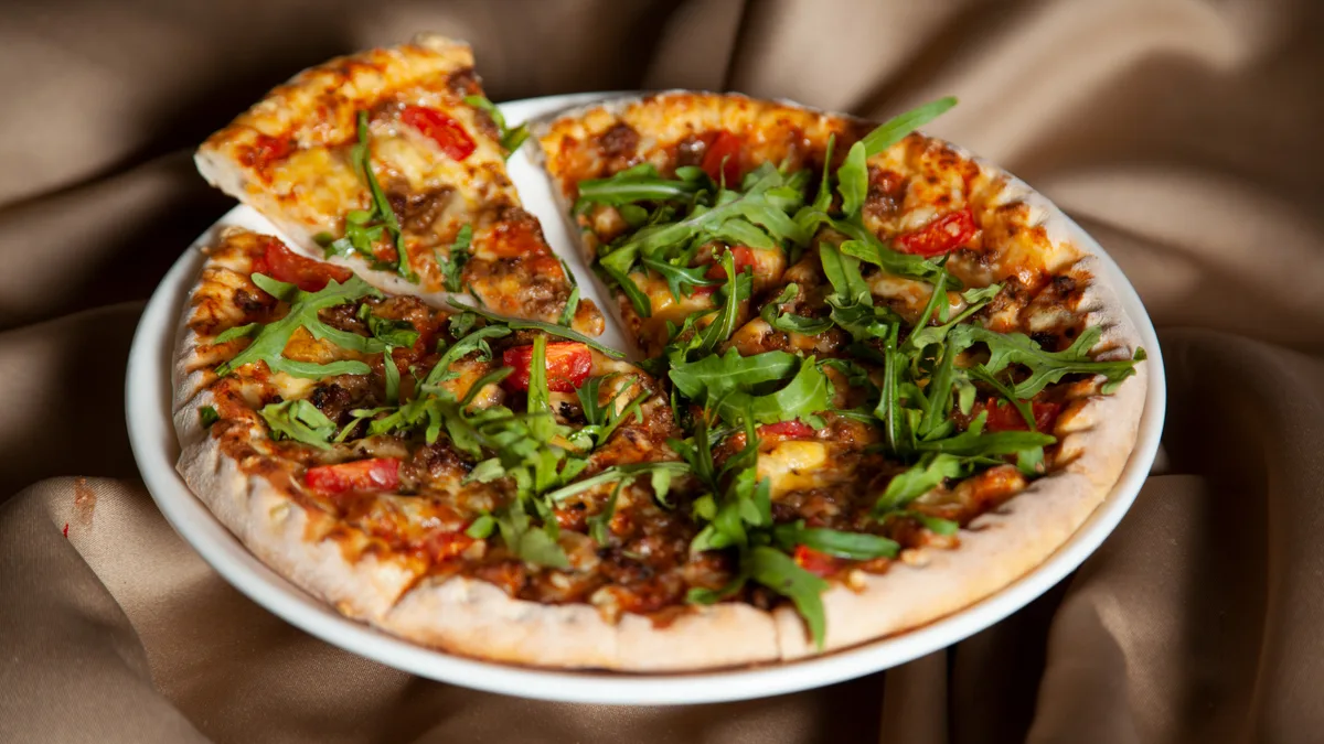Ət Pizzası