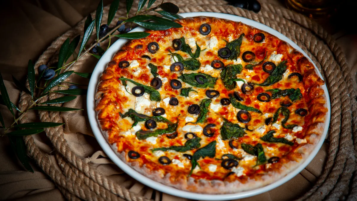 Yunan Pizza