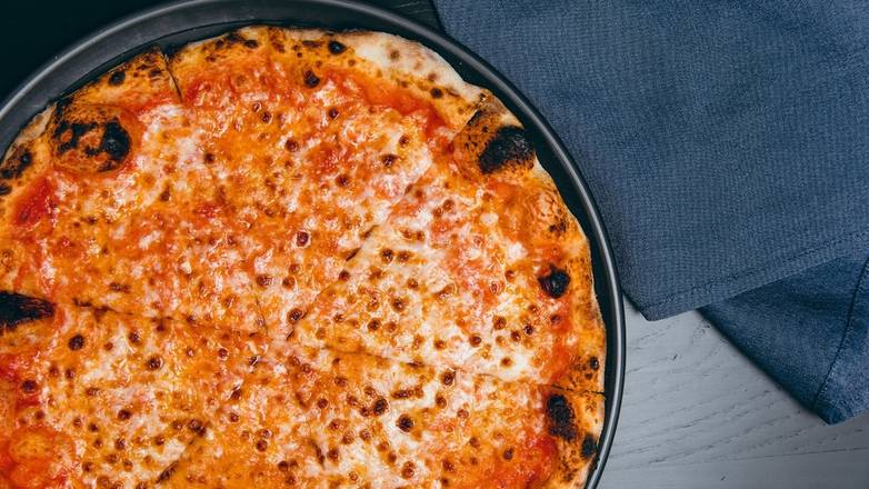 CLASSIC CHEESE PIZZA