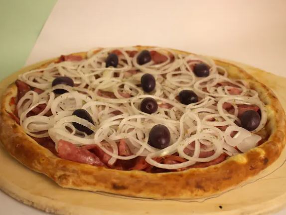 Compre 2 Pizzas (8 Fatias) Ganhe Borda Recheada de Catupiry