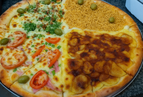 4 Sabores - 2 Portuguesa + 2 Á Moda + 2 Frango Catupiry