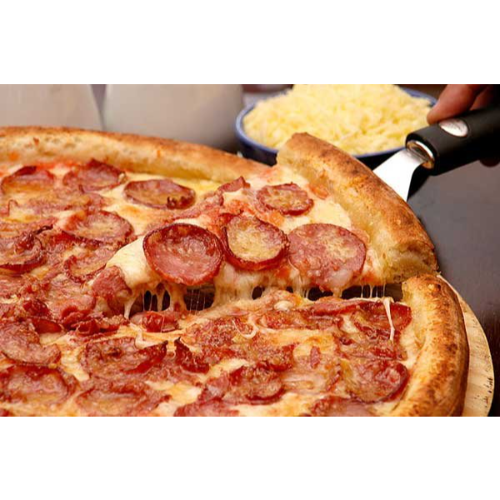 Pizza de Calabresa Gigante